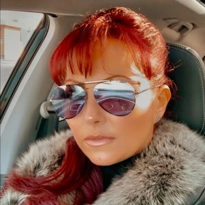 Meet your Posher, Nico